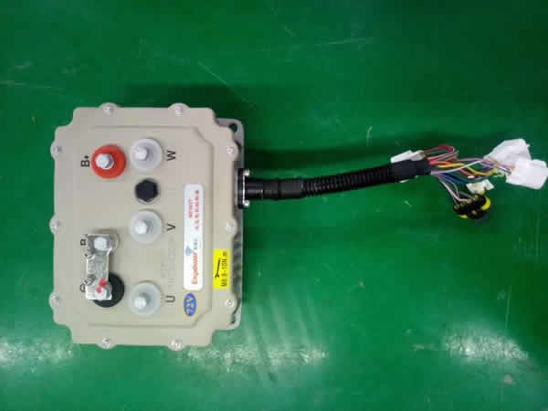 銅陵縣瑞易雷軍L3電動汽車配件側圍銷售部 電子配件修理的可靠伙伴